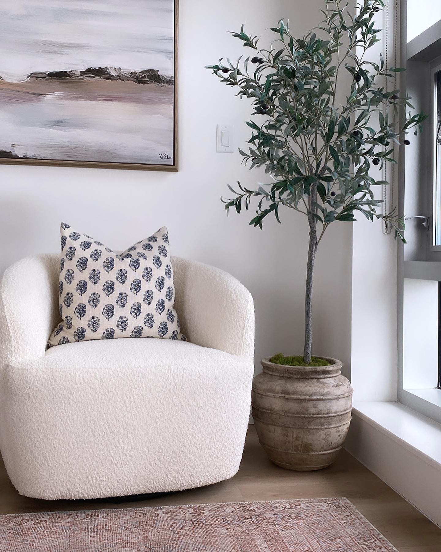 Unique Accent Single Sofa Corner Chair
